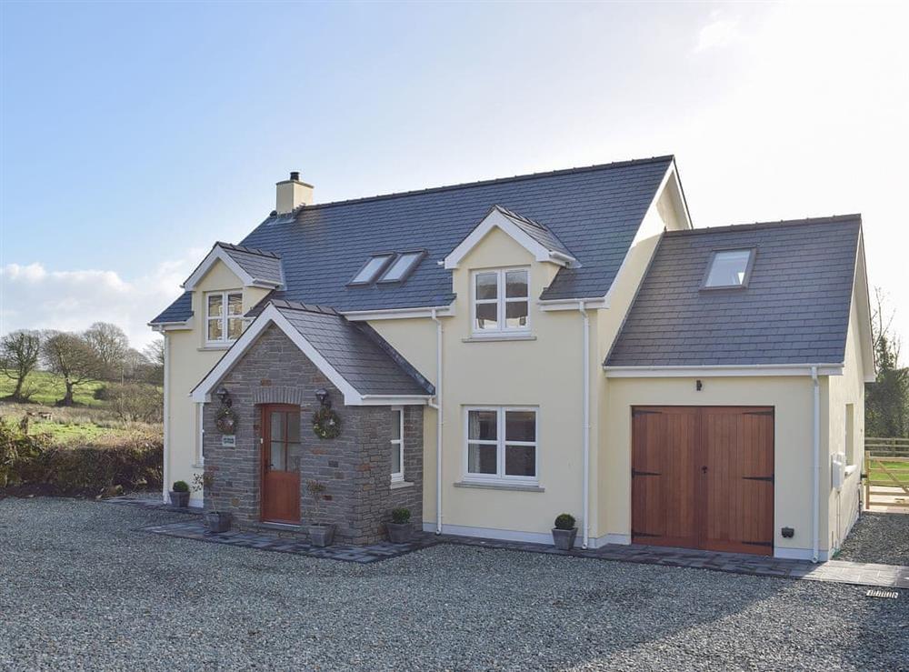 Detached holiday home in rural Wales at Ivy Bush Cottage in New Moat, near Narberth, Pembrokeshire, Dyfed