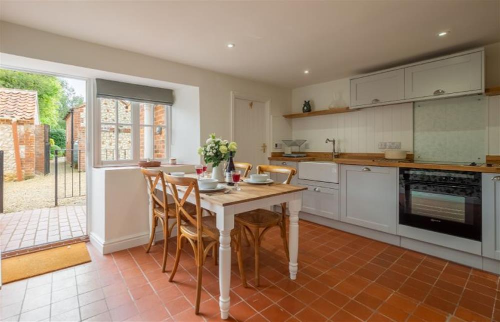 Ground floor: Kitchen with dining area at Ivy Cottage, Burnham Market near Kings Lynn