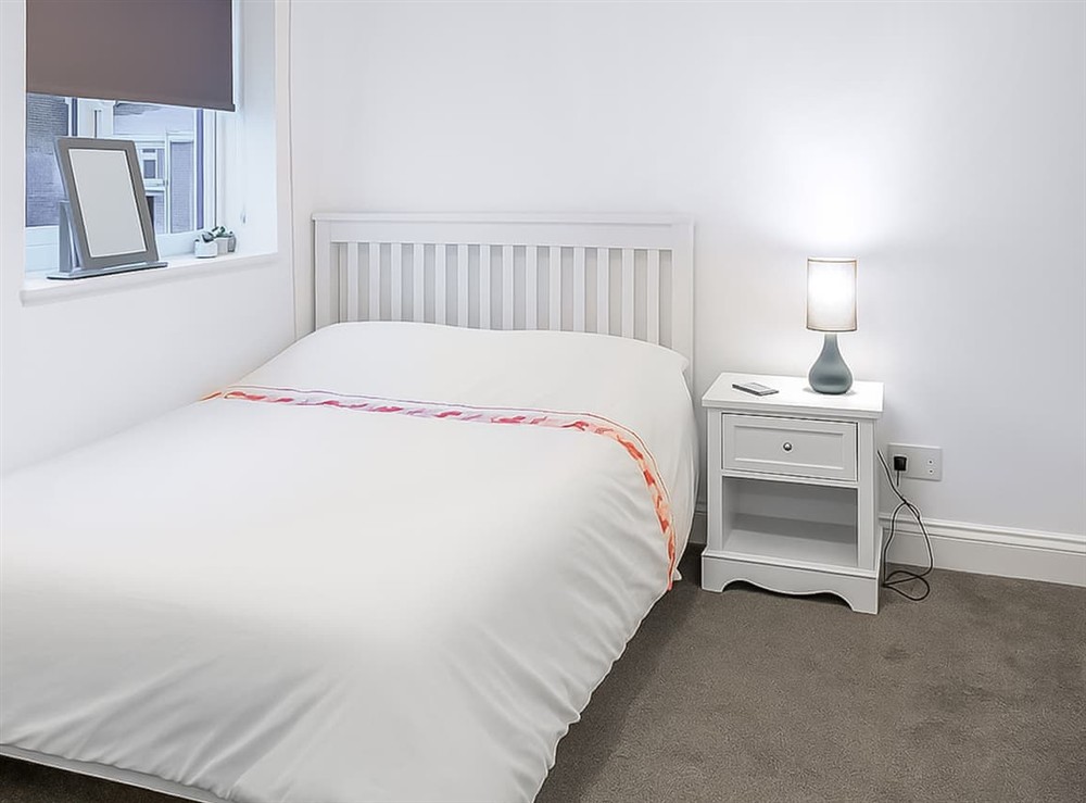 Double bedroom at Ivy Cottage in California, Norfolk