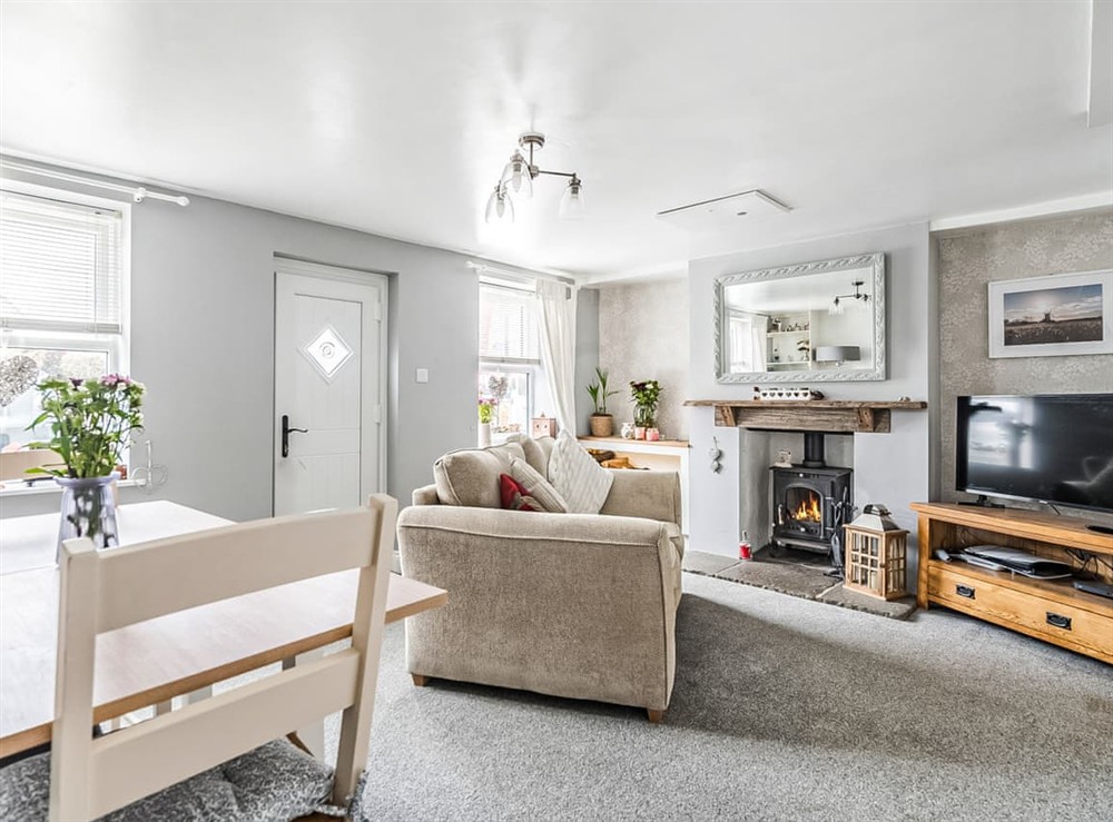 Living area (photo 3) at Ivy Cottage in California, Norfolk