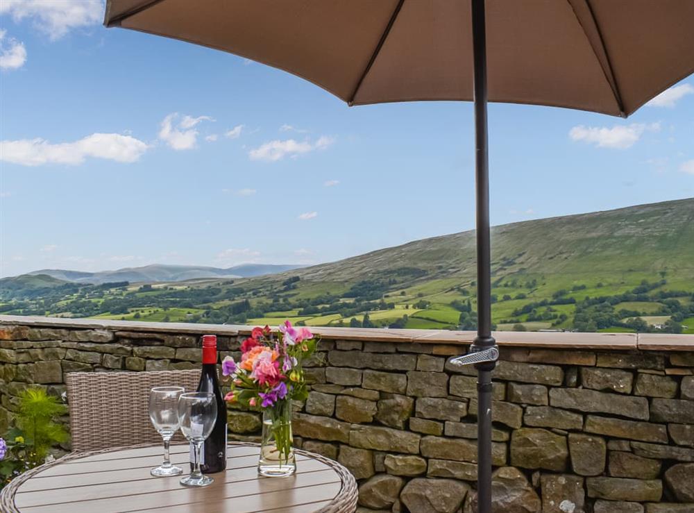 Sitting-out-area at Ivy Cottage in Dent, near Sedbergh, Cumbria