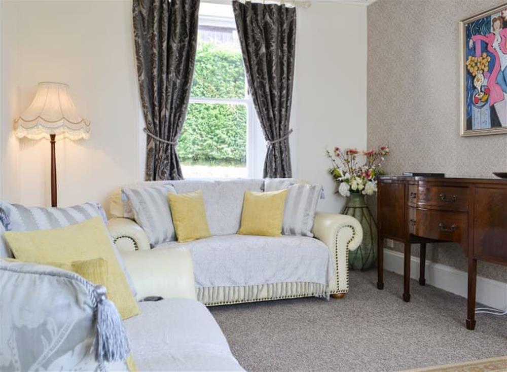 Comfortable living room at Ivy Cottage in Kilcreggan, near Helensburgh, Dumbartonshire