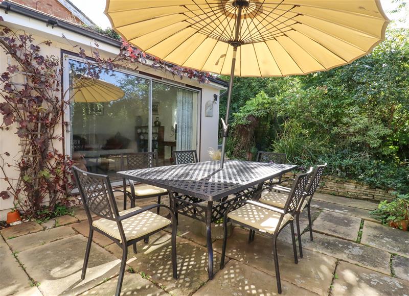 The patio at Ivy Cottage, Mersea Island