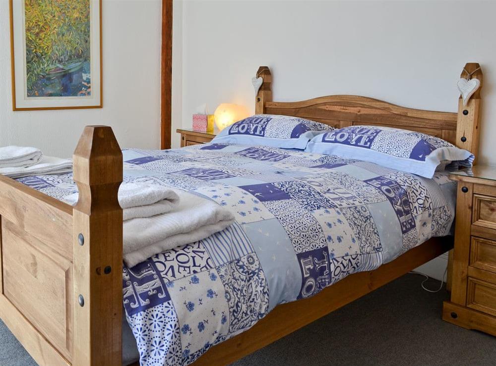 Double bedroom at Jalna in Stratton, near Bude, Cornwall