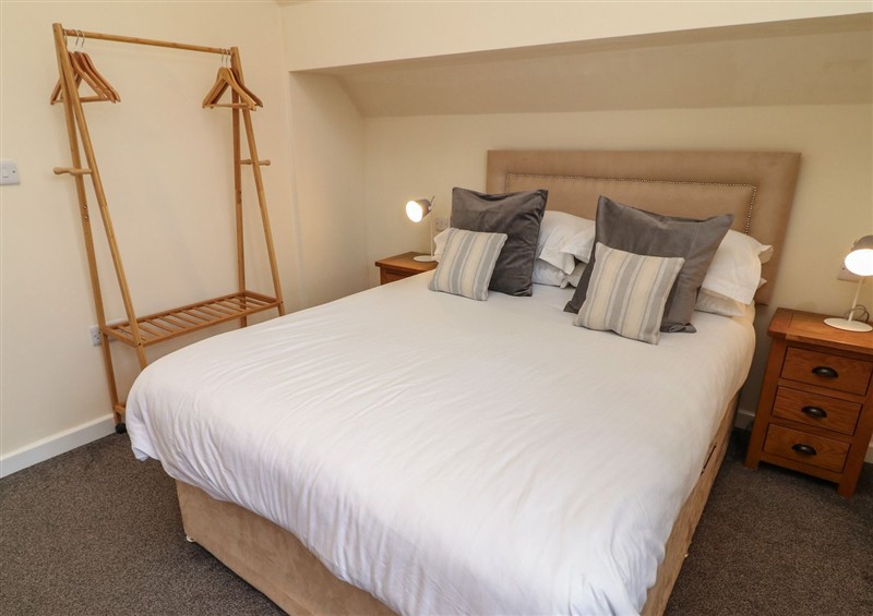 One of the 4 bedrooms (photo 3) at James Ville Marina Lodge 14, Brigg