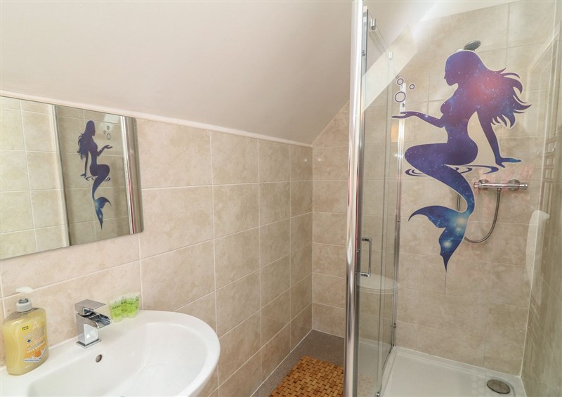 Bathroom (photo 2) at James Ville Marina Lodge 21, Brigg