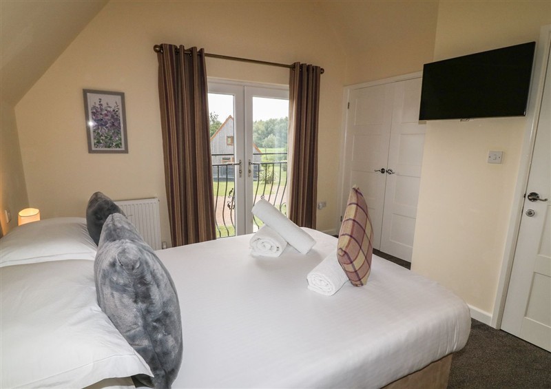 One of the 4 bedrooms (photo 2) at James Ville Marina Lodge 8, Brigg