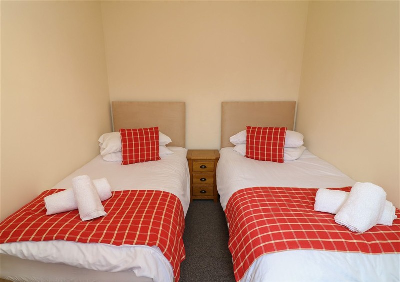 One of the 5 bedrooms (photo 2) at James Ville Marina Lodge 9, Brigg