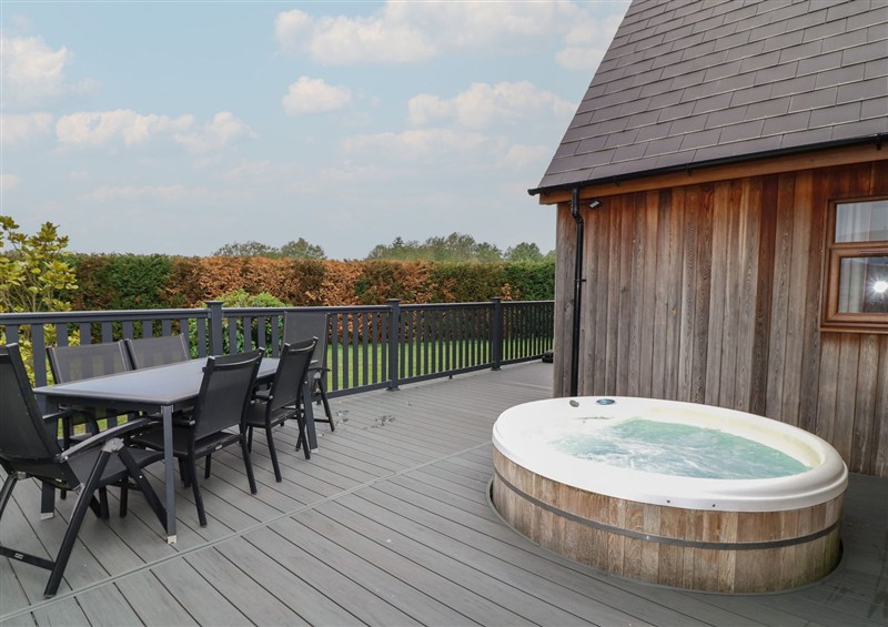 There is a swimming pool at James Ville Marina Lodge 9, Brigg