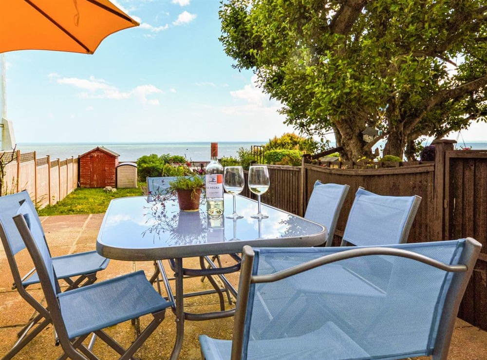 Patio at Jan Dee Cottage in Ventnor, Isle of Wight