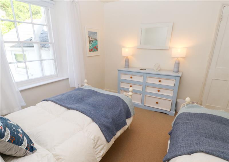 A bedroom in Jasmine Cottage at Jasmine Cottage, Falmouth