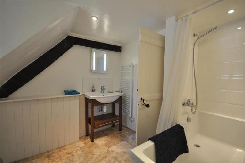 Bathroom at Jasmine Cottage, Osmington, Osmington, Dorset