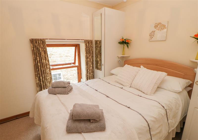 This is a bedroom at Jasmine Cottage, Richmond