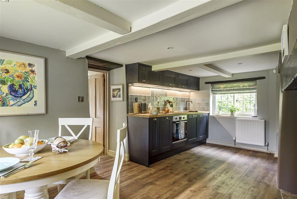 The kitchen and dining area at Jasmine Cottage, Shaftesbury