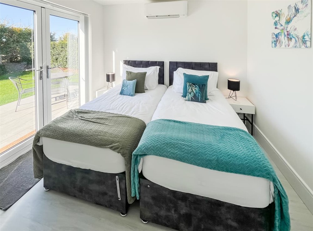 Twin bedroom at Jasmine in Ospringe, near Faversham, Kent