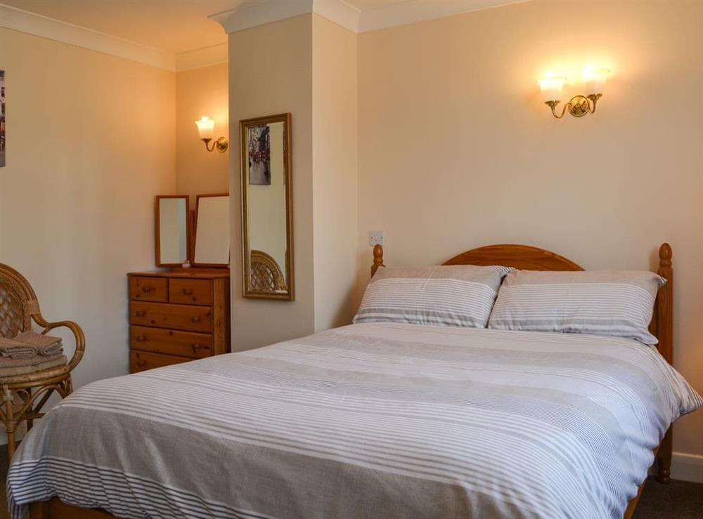 Double bedroom at Jays Cottage in Flamborough, near Bridlington, North Humberside