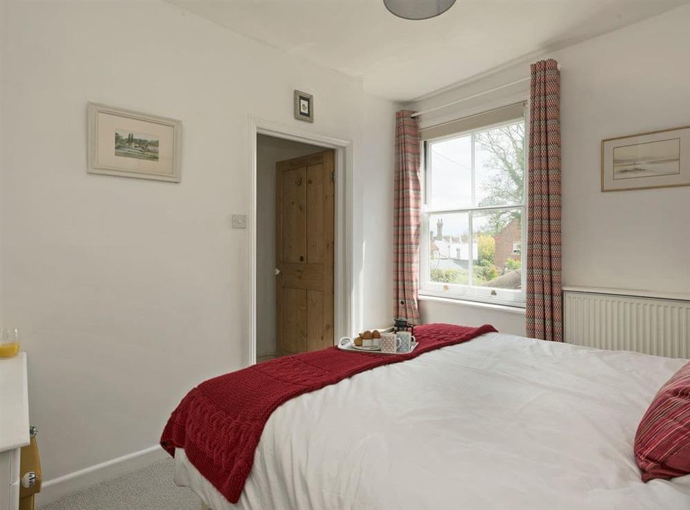 Relaxing double bedroom (photo 3) at Jennis Cottage in Aylsham, Norfolk
