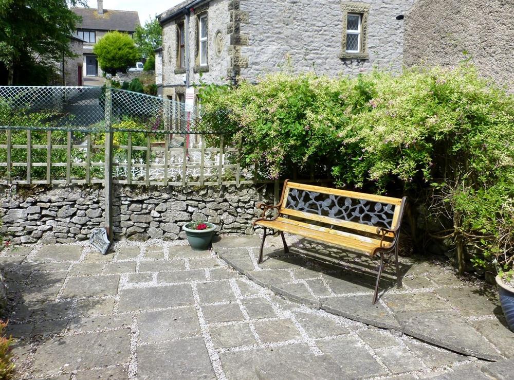 Sitting-out-area at Jeremiah Cottage  in Hope Valley, Derbyshire