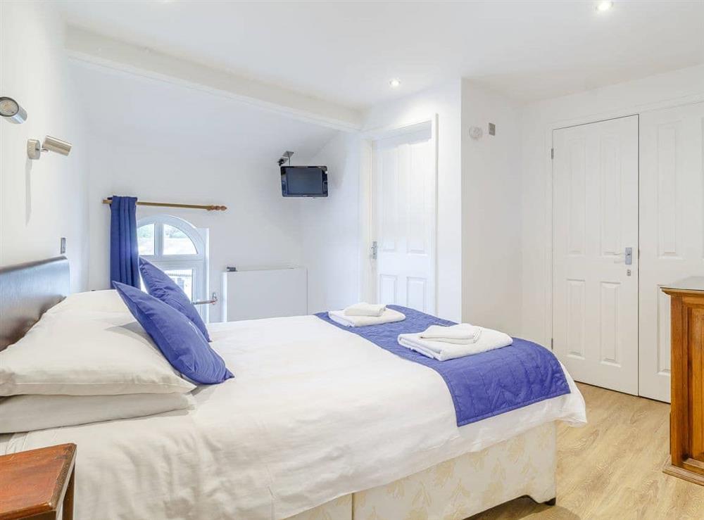Double bedroom (photo 3) at Jib Sail in Wroxham, Norfolk