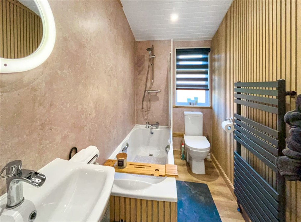 Bathroom at Joejendav Lodge in Banchory, Aberdeenshire