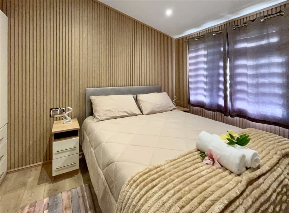 Double bedroom (photo 3) at Joejendav Lodge in Banchory, Aberdeenshire