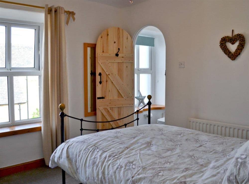 Double bedroom (photo 2) at Joellen Cottage in Alnwick, Northumberland