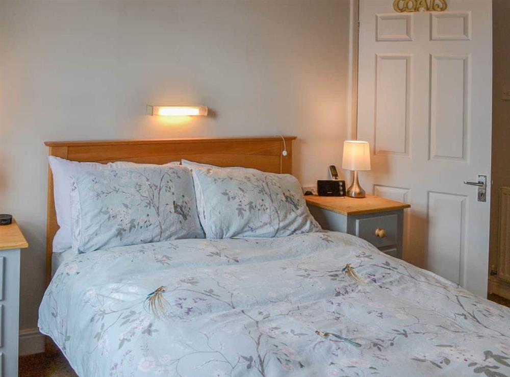 Double bedroom (photo 2) at Joenina in Bridlington, North Humberside