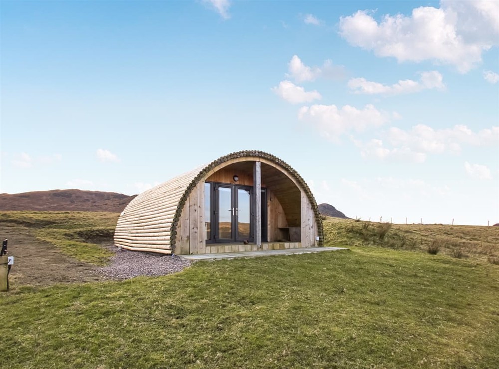 Exterior at Joey’s Pod in Archaracle, Argyll