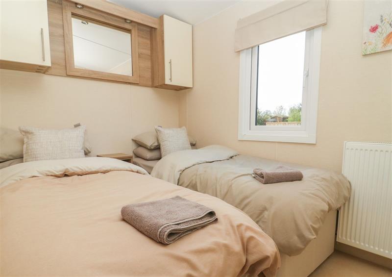 One of the 2 bedrooms at Jorvik Lodge, Newton on Derwent near Wilberfoss