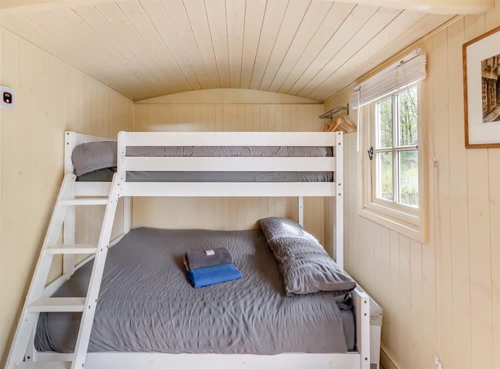 Bunk bedroom (photo 2) at Josephs Hide in Haltwhistle, Northumberland