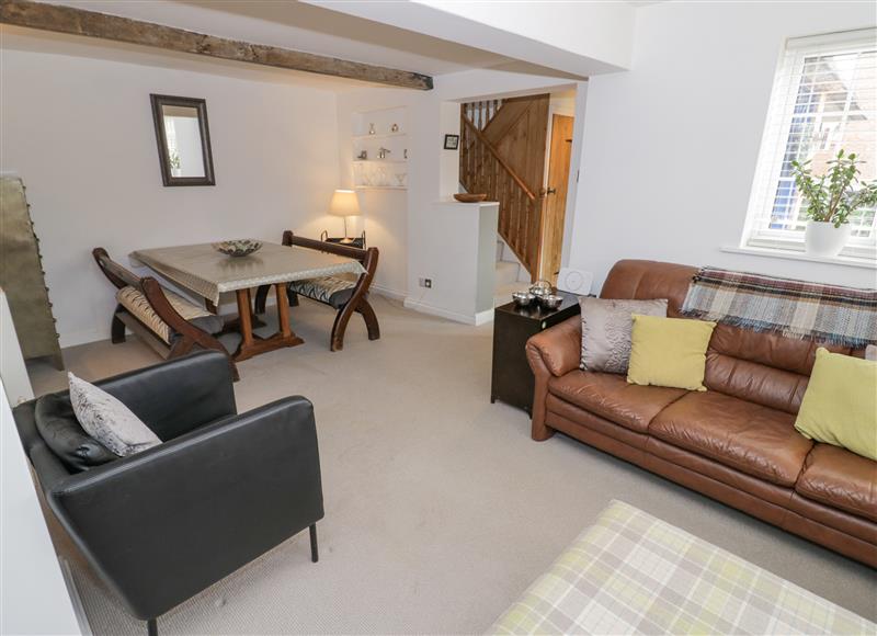 Enjoy the living room at Jubilee Cottage, Alveston near Tiddington