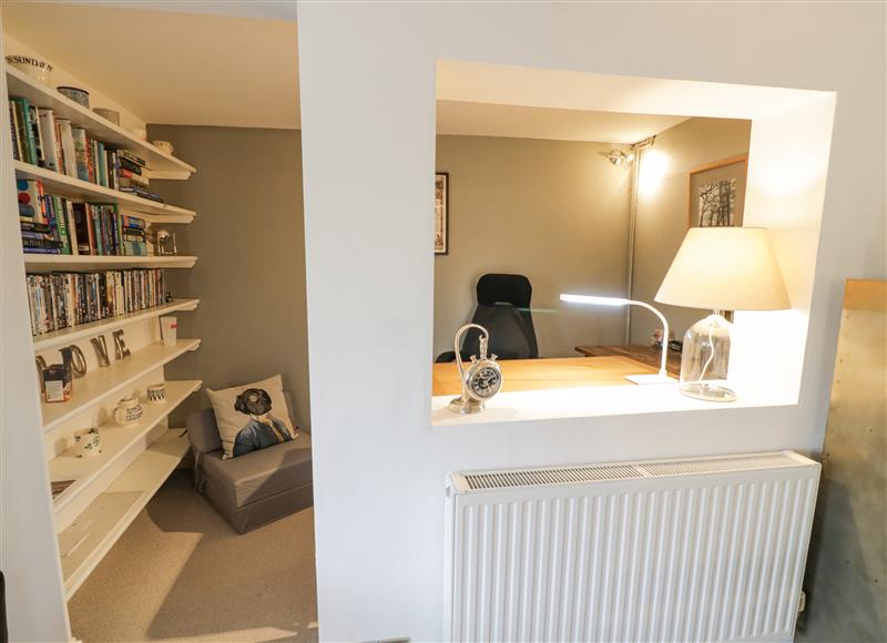 The living room (photo 2) at Jubilee Cottage, Alveston near Tiddington