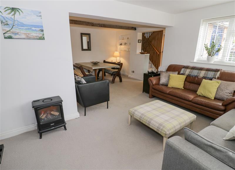 This is the living room at Jubilee Cottage, Alveston near Tiddington