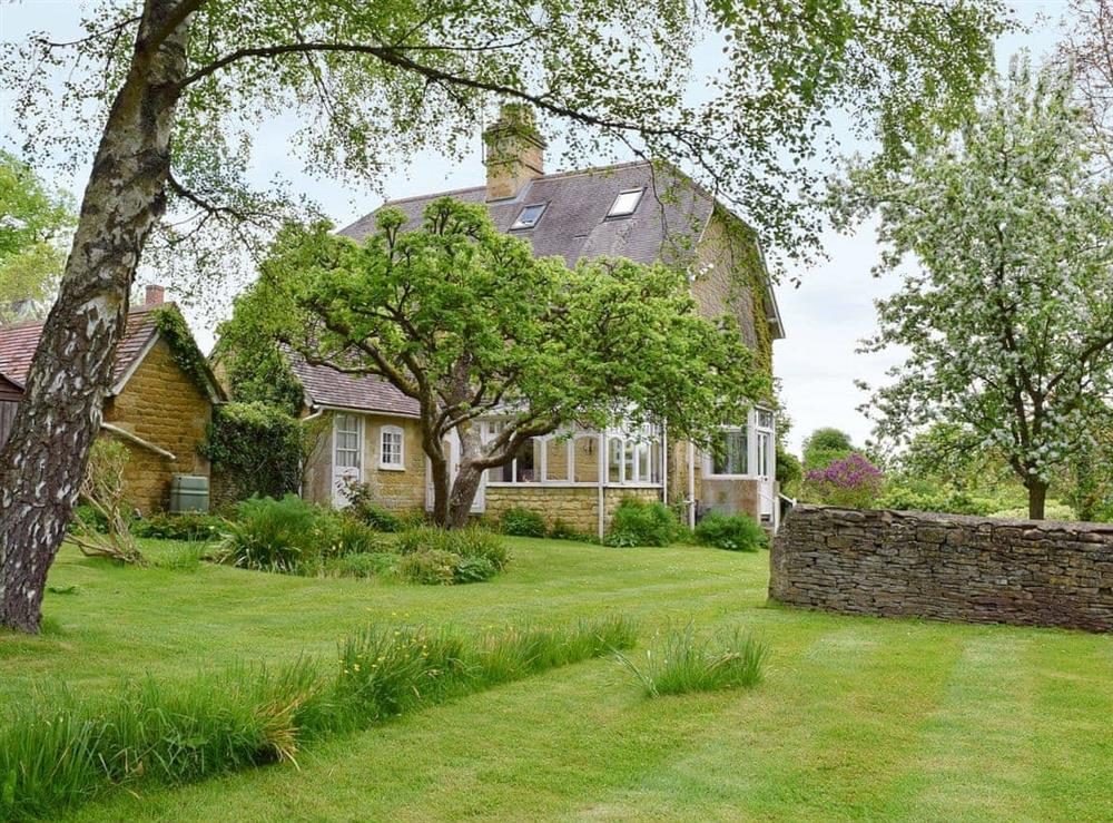 Stunning garden at Jubilee Cottage in Church Enstone, near Chipping Norton, Oxfordshire