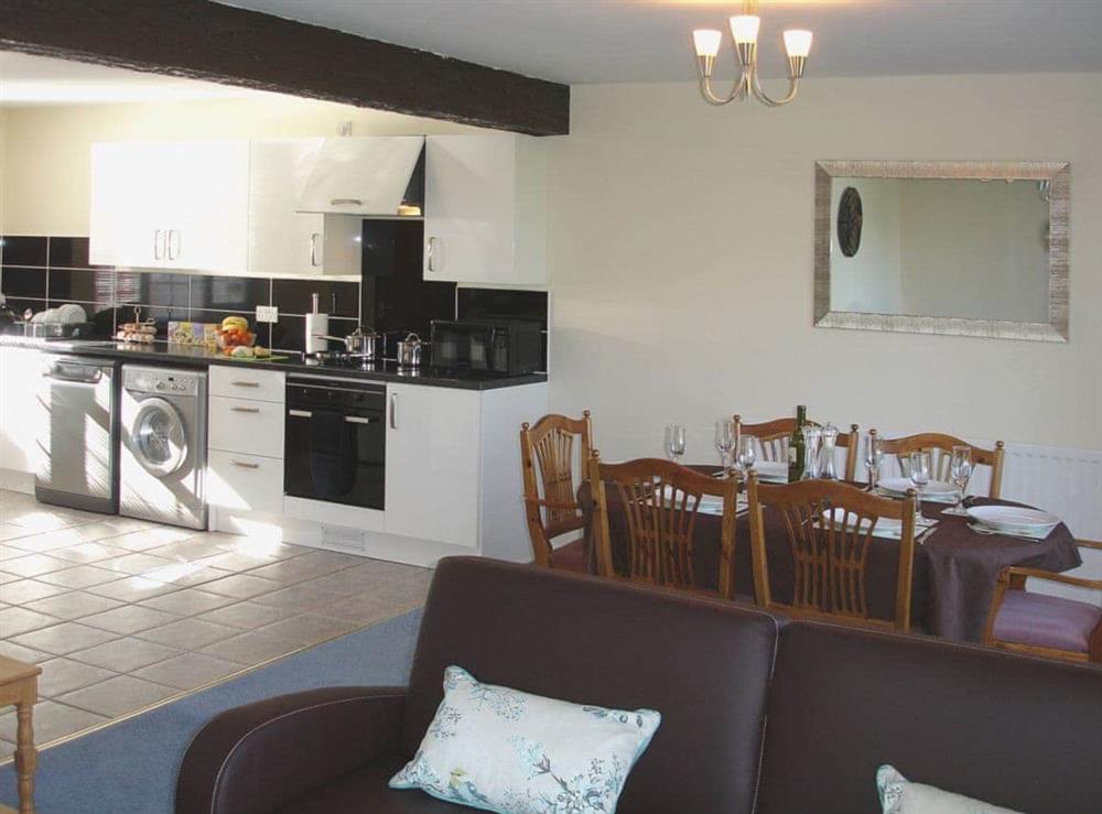 Open plan living/dining room/kitchen (photo 5) at Jubilee Cottage in Leworthy, near Holsworthy, Devon