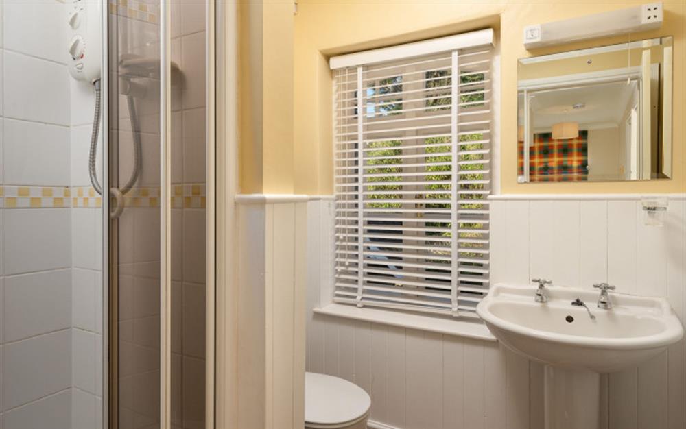 Family Shower room on first floor at Jubilee Cottage in Thurlestone