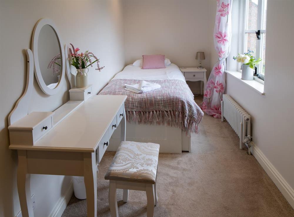 Single bedroom at Jubilee House in Wrexham, Clwyd