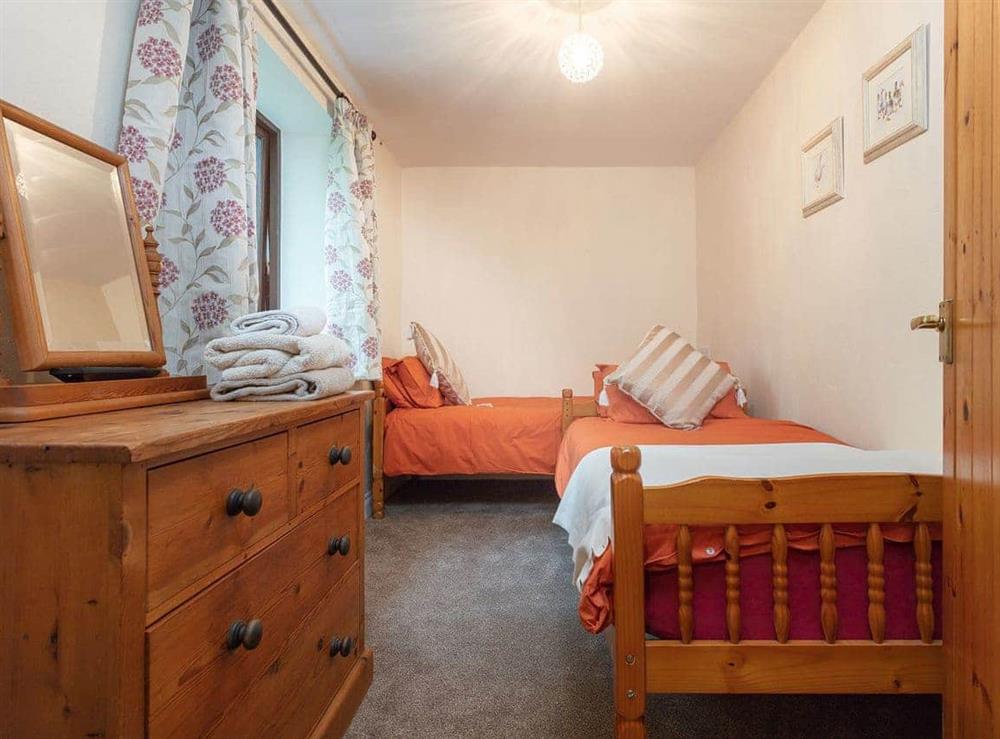 Lovely twin bedded room at Judd House in Polson, Launceston, Cornwall