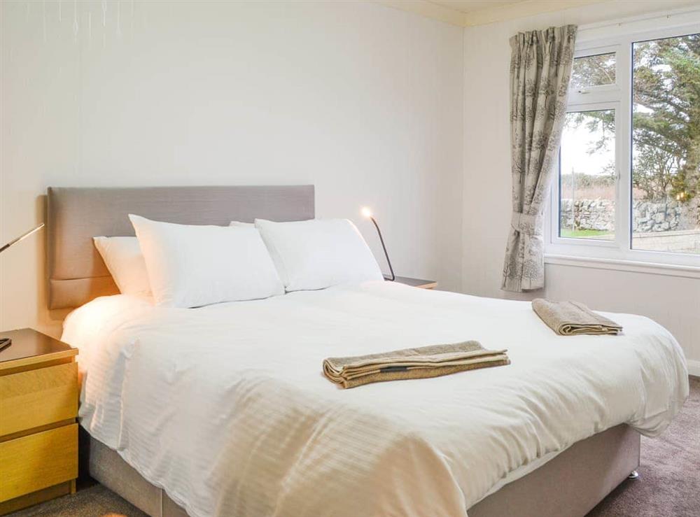 Double bedroom at Jura in Southerness, near Sandyhills, Perthshire