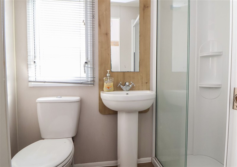 The bathroom at K2 Static Caravan, Kinmel Bay