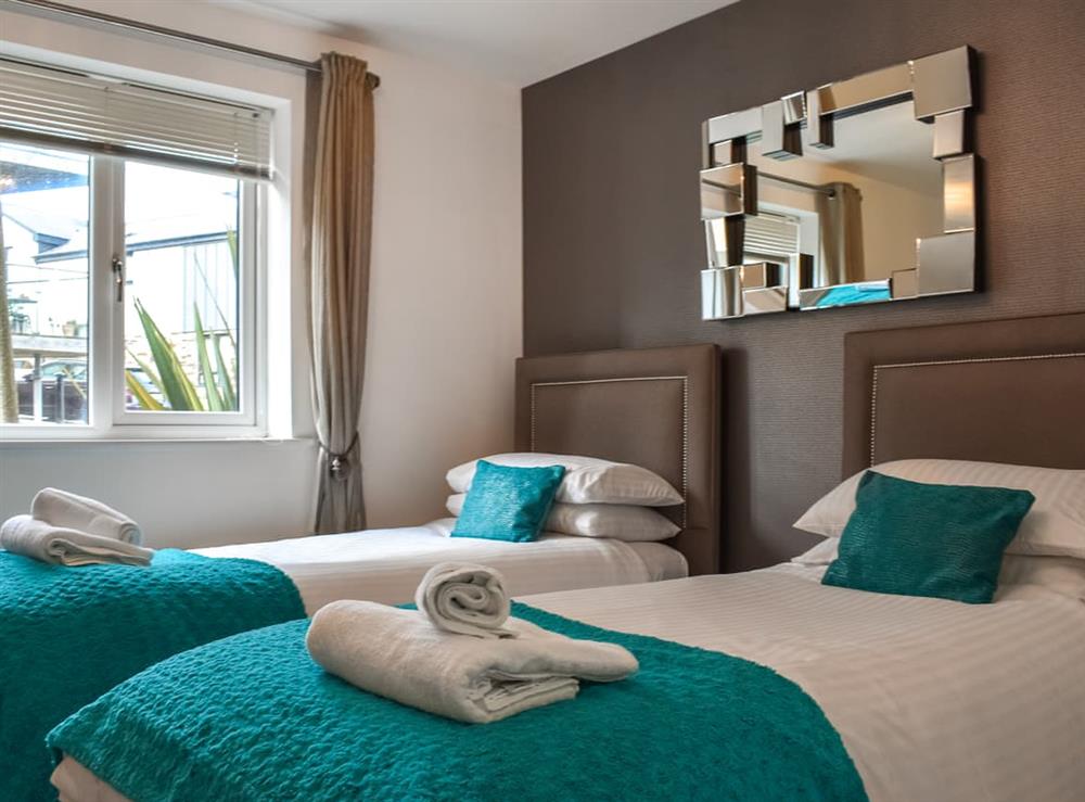 Twin bedroom at Kamal in Duporth, near St Austell, Cornwall