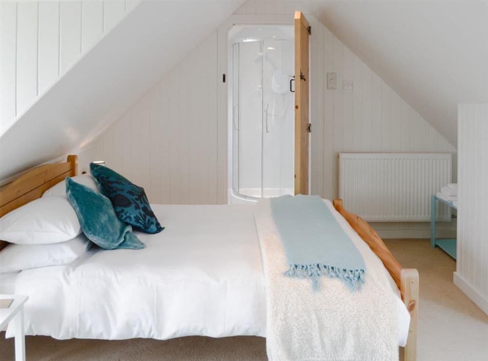 Well presented double bedroom with en-suite at Kates Croft in Gartymore, near Helmsdale, Highlands, Sutherland