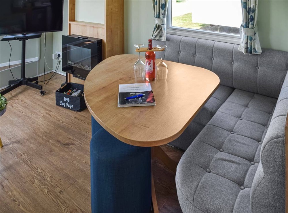 Living area (photo 2) at Kee Holiday Home in Scratby, Norfolk