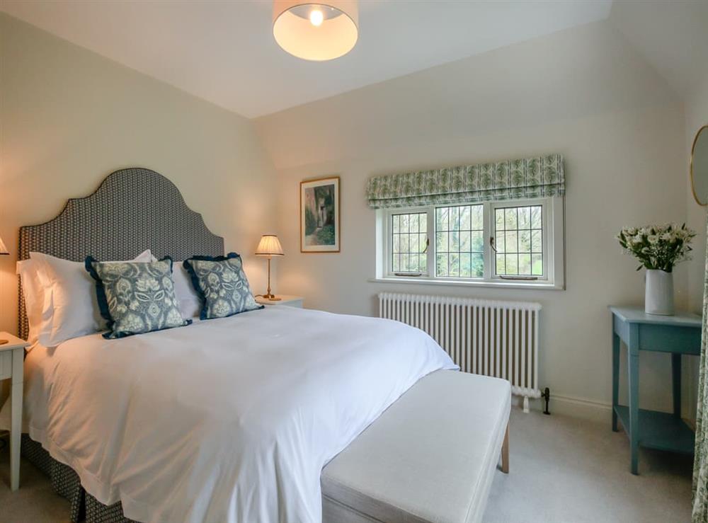 Double bedroom at Keeds Cottage in Pulborough, West Sussex