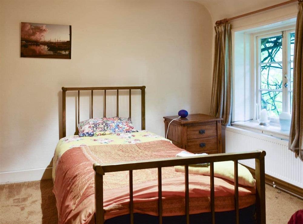 Single bedroom at Keepers Cottage in Crowborough, East Sussex