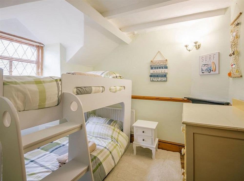 Bunk bedroom at Keepers Cottage in Red Wharf Bay, Anglesey, Gwynedd