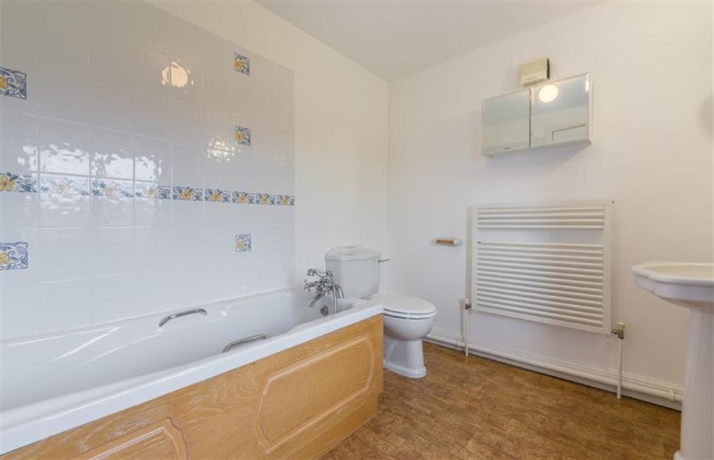 First floor: The en-suite bathoom at Keepers Cottage, West Barsham near Fakenham