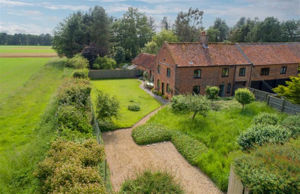 Tucked down a dead-end round and surrounded by open countryside at Keepers Cottage, West Barsham near Fakenham