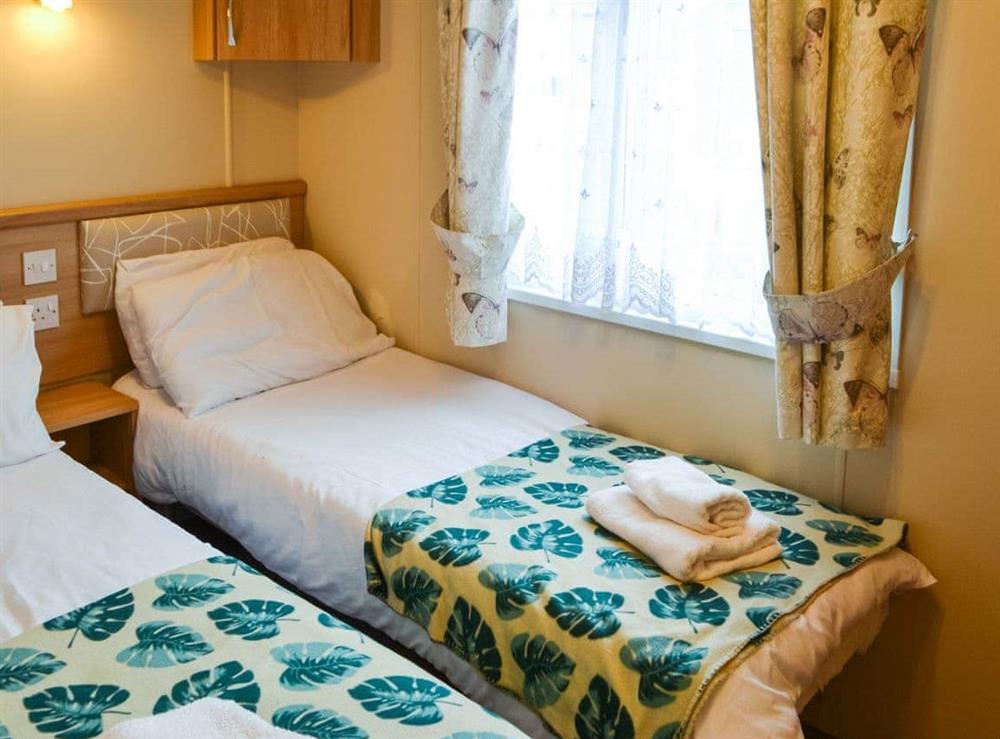 Twin bedroom at Kellys Lodge in Felton, Northumberland
