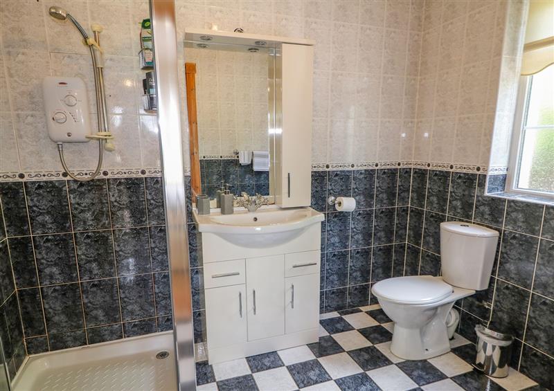 Bathroom at Kellys Road, Newry near Jonesborough